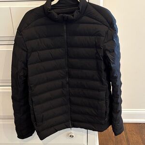 lululemon athletica Men's Sleek Black Puffer Jacket